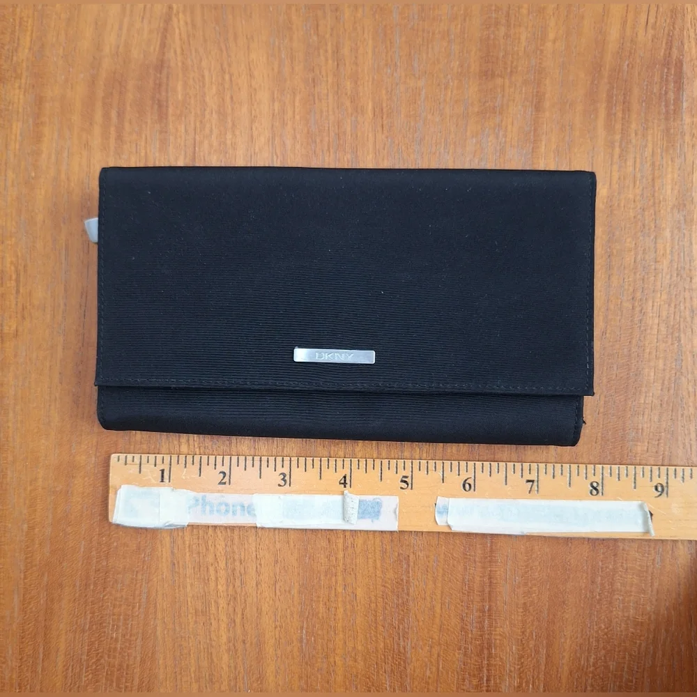 Vintage DKNY Nylon Wallet Checkbook Trifold Minimalist Corpcore 90s Black